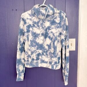 True Craft Hoodie
Tie- dye
Runs small
Hooded